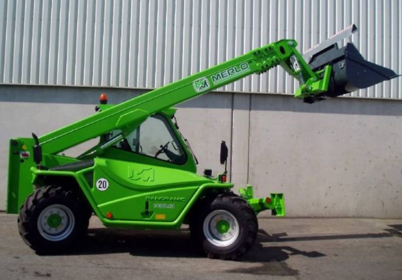 Merlo P38-13