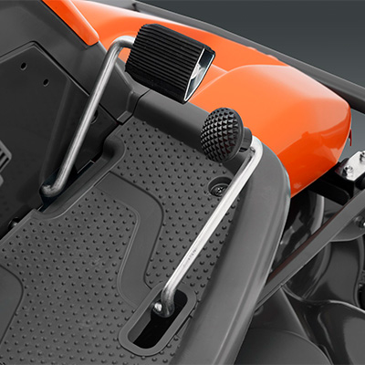 HUSQVARNA Pedalgesteuertes Hydrostatikgetriebe