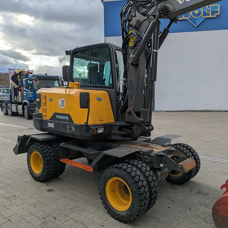 Volvo_EW60E_B1105_02