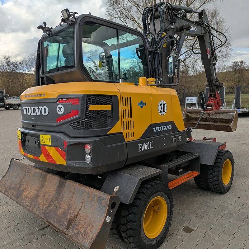Volvo_EW60E_B1105_03