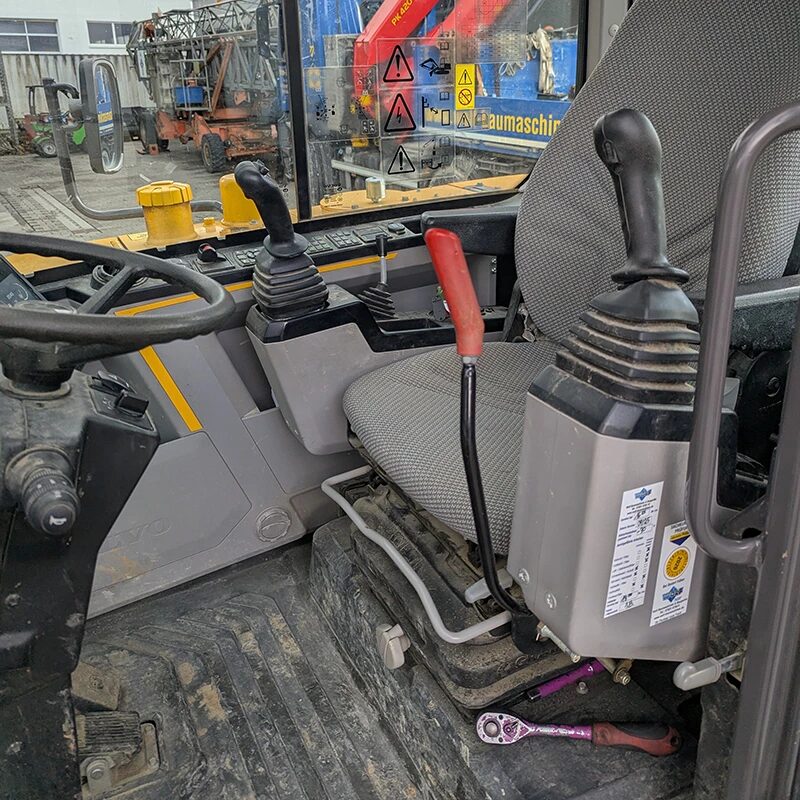 Volvo_EW60E_B1105_07