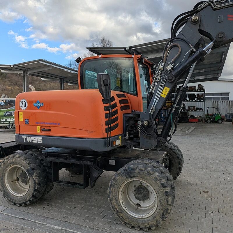Yanmar_Schaeff_TW95_03